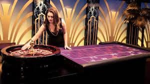 Live dealer casino table interface